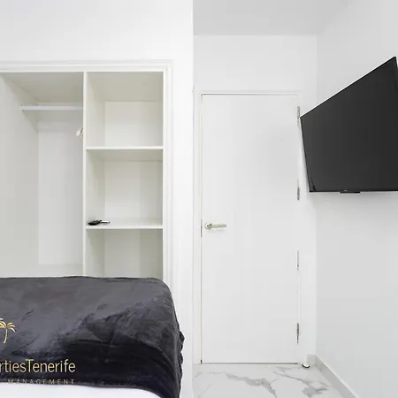 Iris Apartment